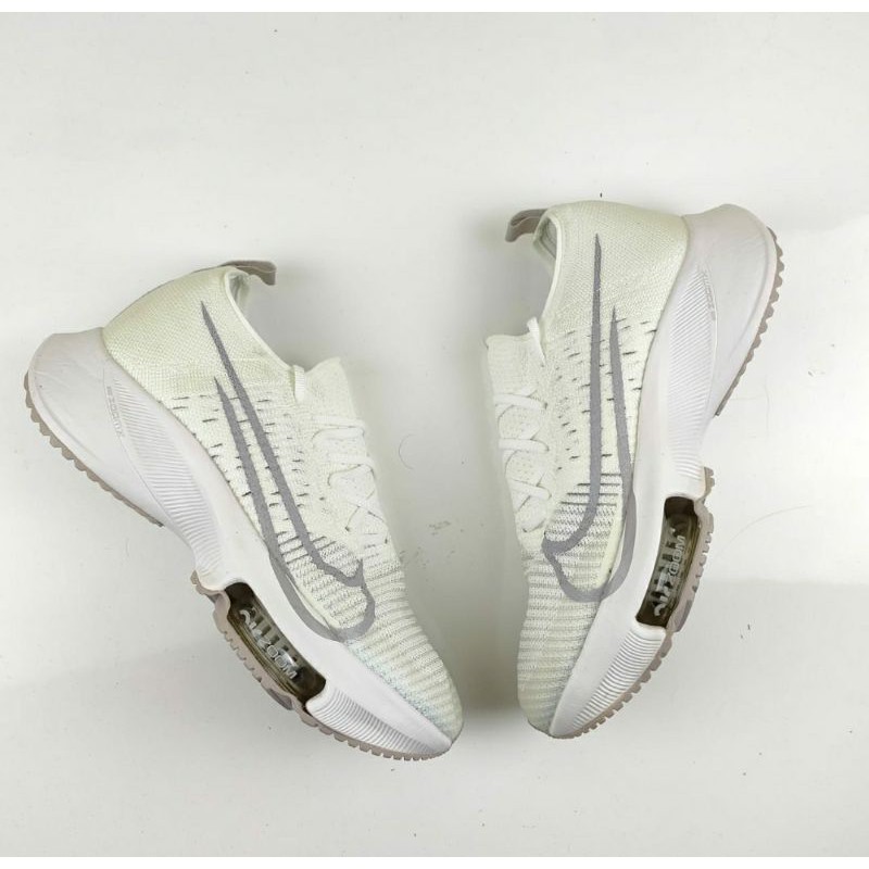 Sepatu Nike Air Zoom Tempo Next% White Grey Buat Cowok
