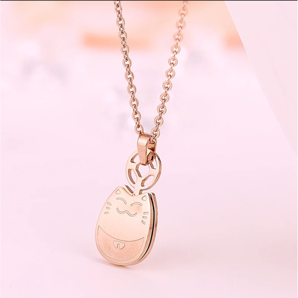 Kalung Titanium Liontin Lucky Cat tersedia Warna Rosegold, Gold dan Silver