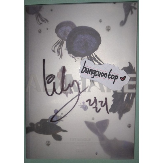 NMIXX LILY SIGNED ALBUM [booked]