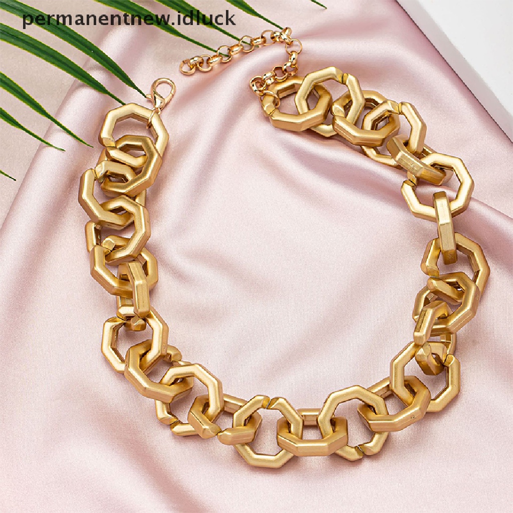 Kalung Rantai Choker Geometris Bahan Akrilik Warna Emas Gaya Punk Eropa Untuk Wanita