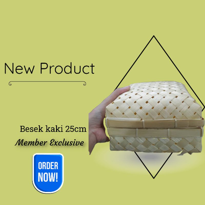 

Besek Kaki Hampers bambu diameter 25cm