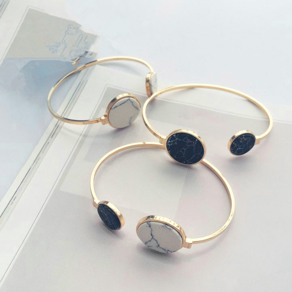 Hu Hu Hu Hu Hu Alat Bantu Pasang Kacamata♡ Gelang Bangle Open Cuff Adjustable Tekstur Marmer Untuk Wanita