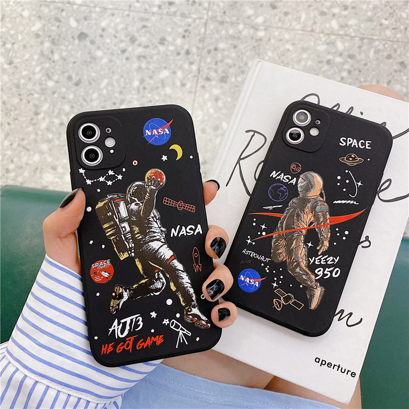 Silikon Soft Shell Tepi Lurus Spaceman Casing Ponsel Cocok untuk iPhone12 Pro Max 11 Pro Max Xs Man XR XR 7/8 / SE 7 Plus / 8 Plus 6 Plus Tahan Guncangan Semua Termasuk Casing Pelindung