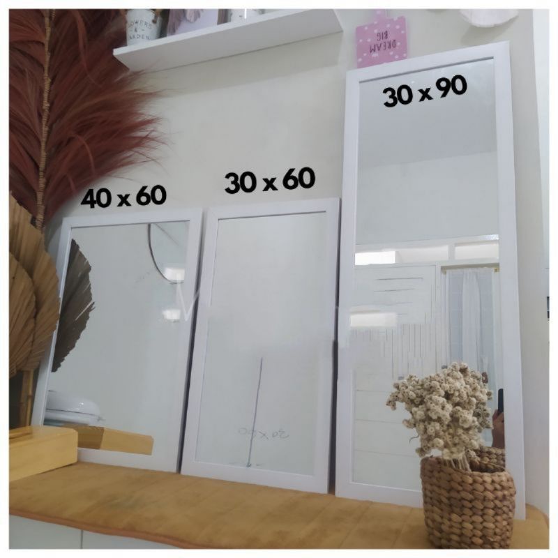 cermin dinding minimalis gantung