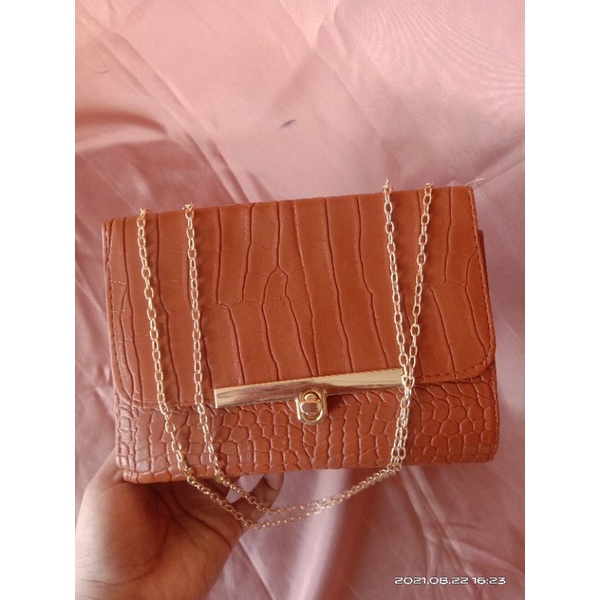 Redy Tas selempang wanita (aceh)