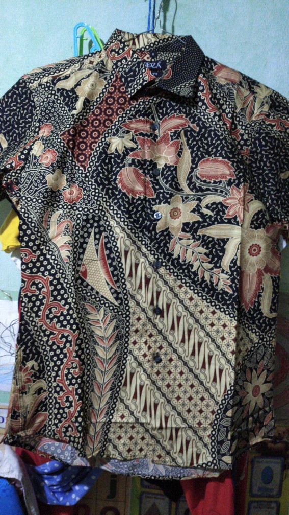 Odza Batik Slimfit Lengan Pendek Slimfit Modern Sogan Batik Solo