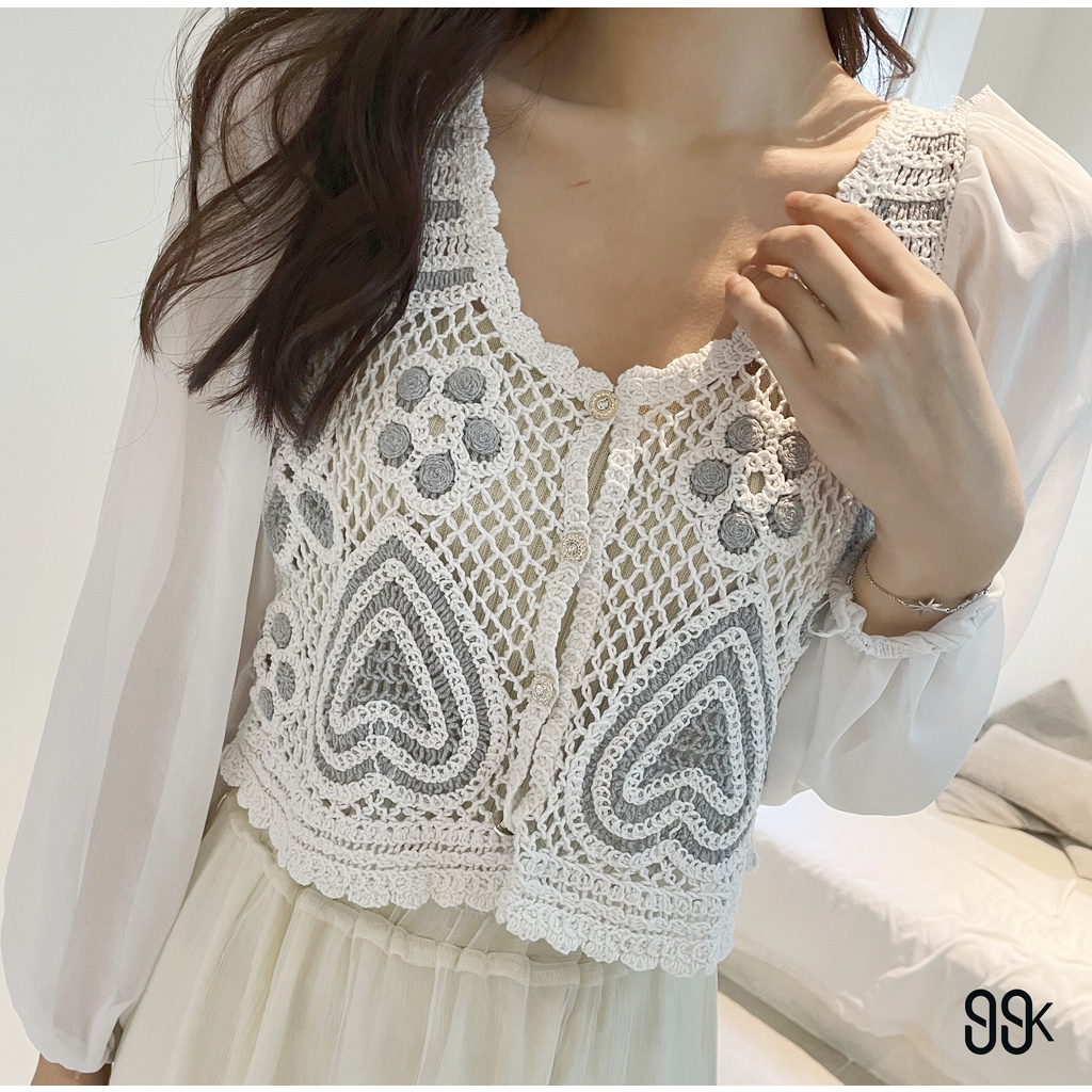 【SALE】Korean Pattern Lace Puff Long Sleeve Blouse Atasan Lengan Panjang Renda C391