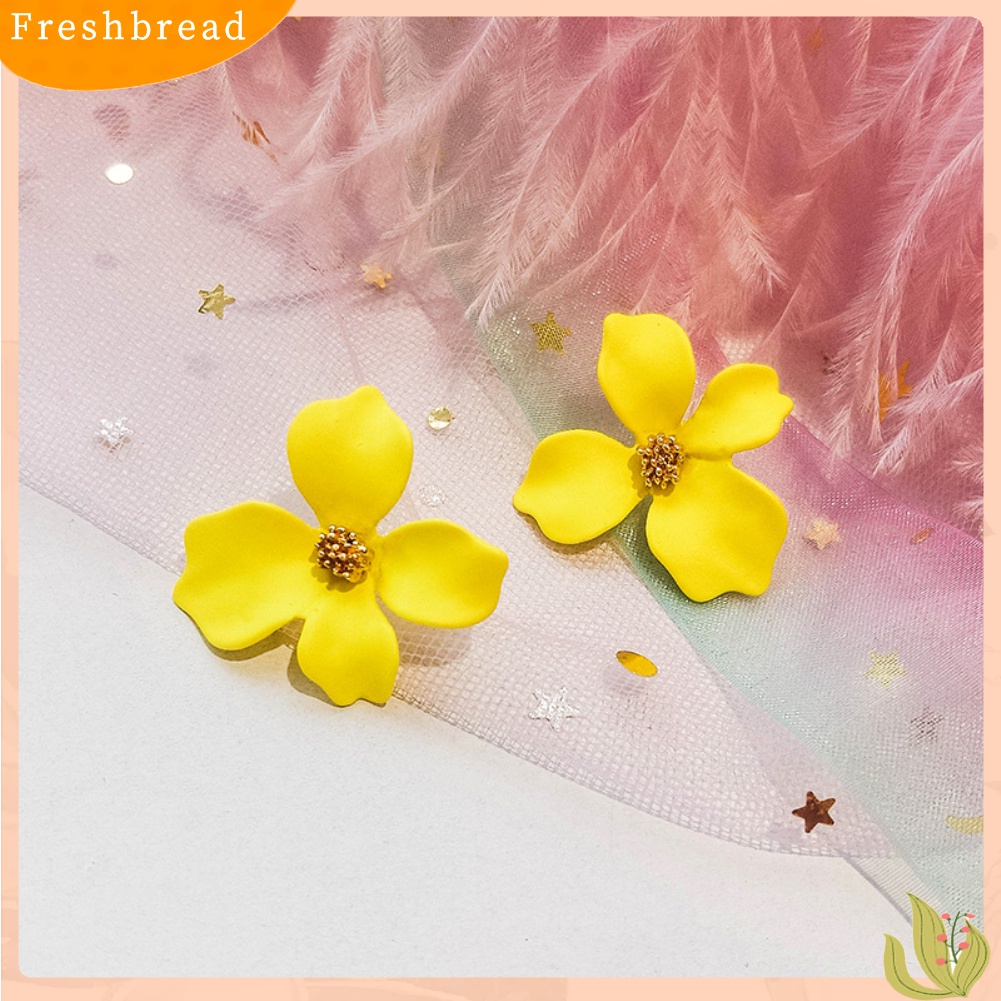 Fresh| Anting Tusuk Wanita Bentuk Bunga Untuk Pesta / Travel / Hadiah