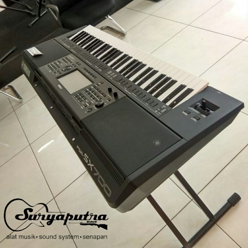 Keyboard Yamaha PSR SX-700