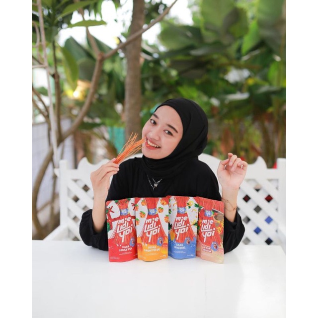 

mie lidi (snack rongan)