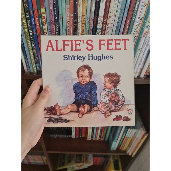 ALFIE'S FEET SHIRLEY HUGHES