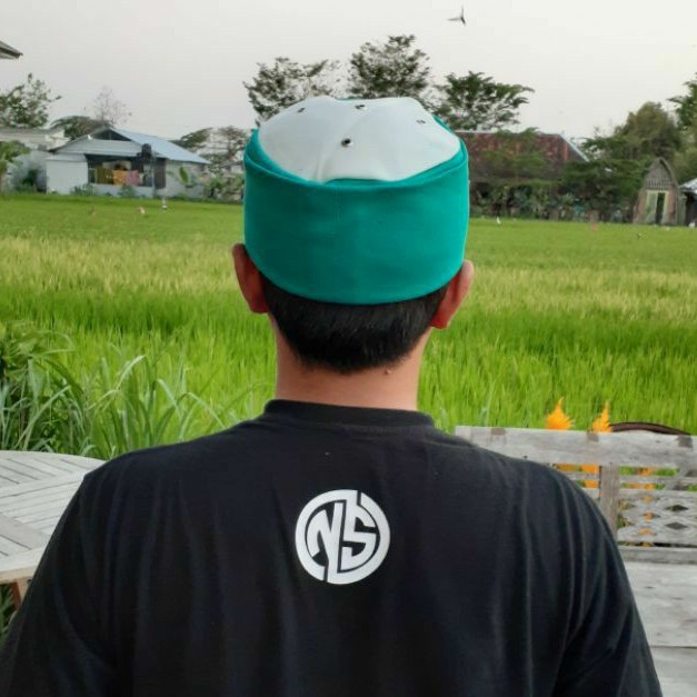 Peci Hijau Tosca atas Putih - Peci CakNun