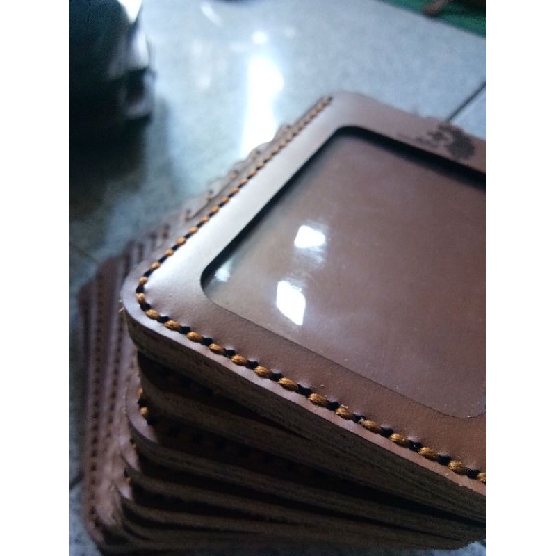 

name tag kulit asli id card kulit murah