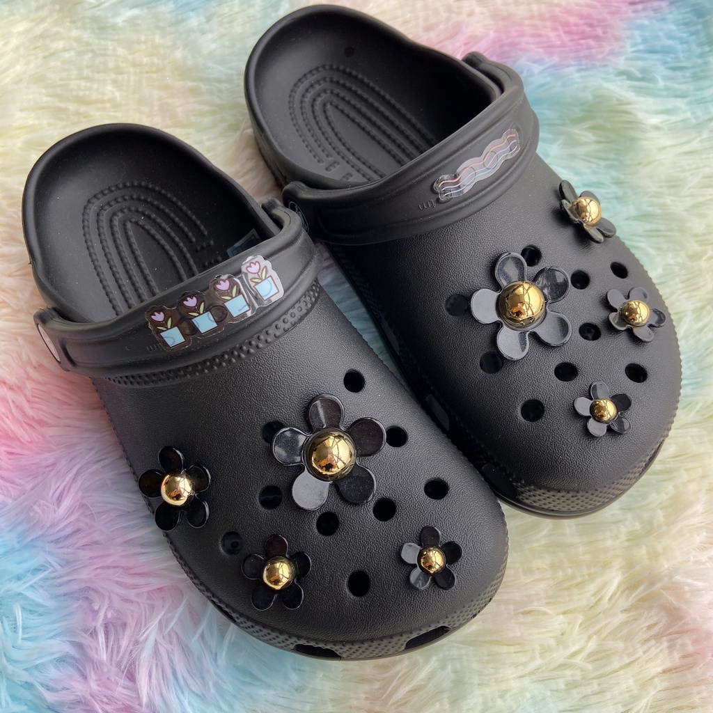 aksesoris wanita sendal crocs wanita aksesoris bunga diy ins crocs jibbitz【sepatu tidak termasuk】