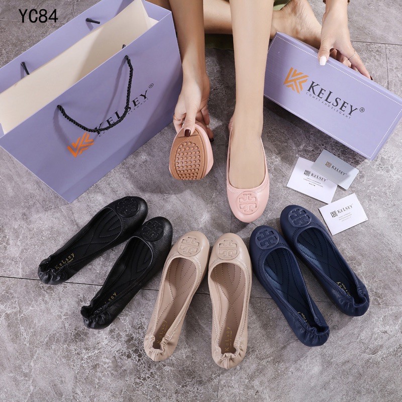 Kelsey Sepatu Flat Shoes Wanita YC84