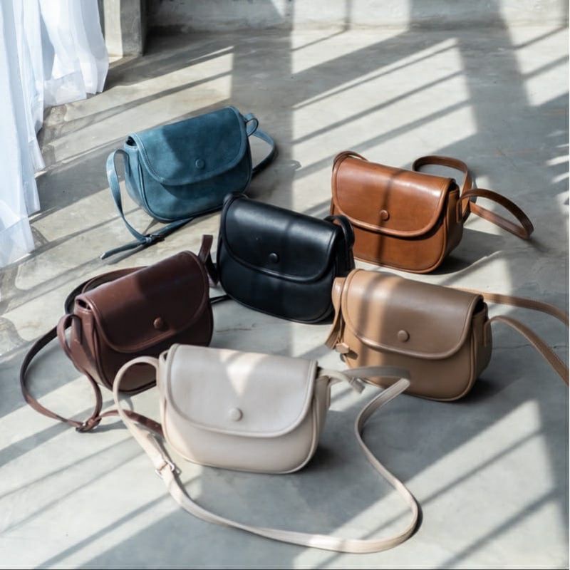 Naoki Sling Bag