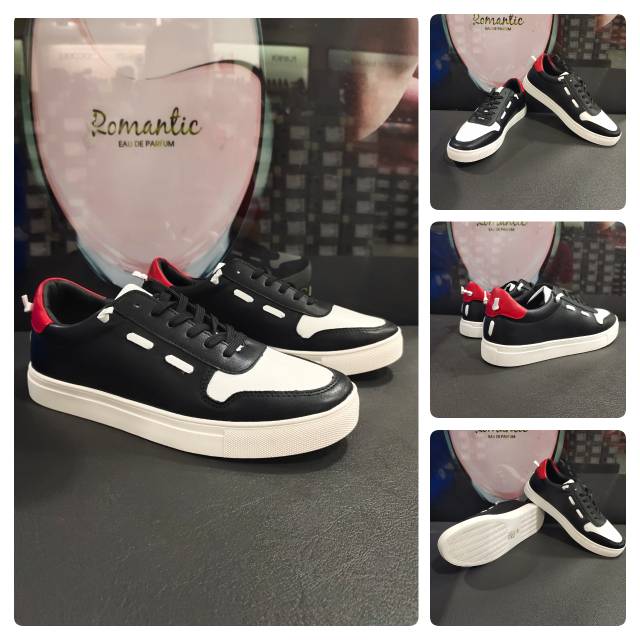 Yongki Komaladi Sneaker tali polet merah