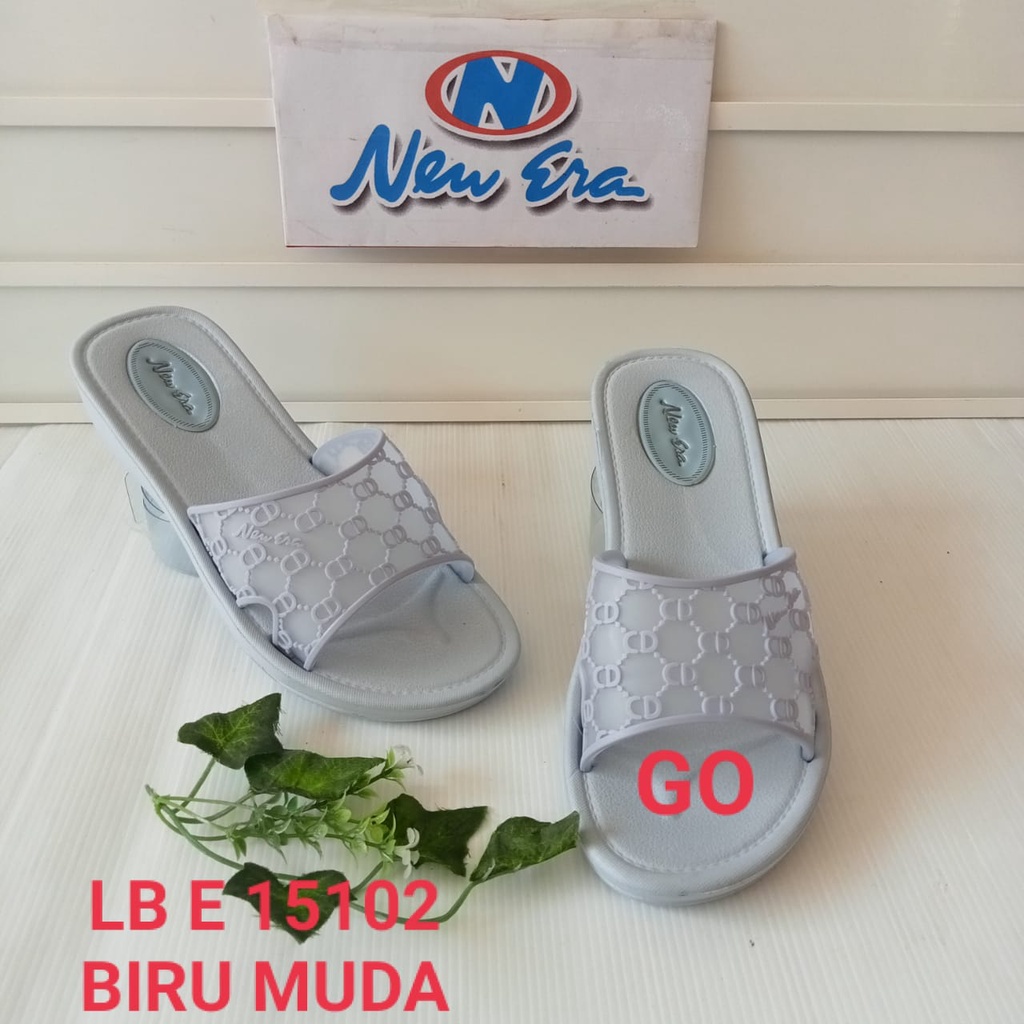 gos NEW ERA LB E 15102 Sandal Slop Plat Cewek Size 37-41