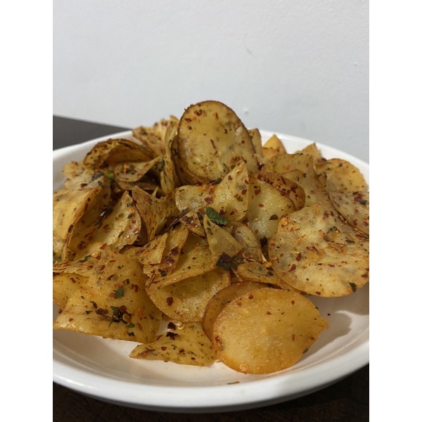 

Keripik Singkong Pedas Daun Jeruk