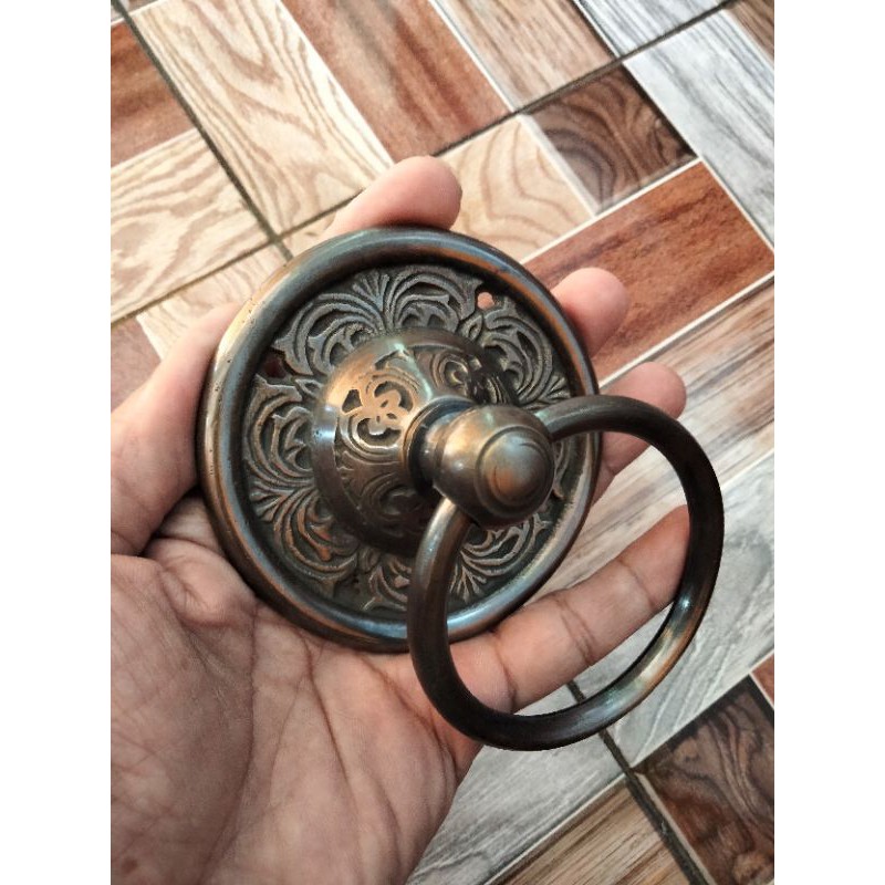 handle pintu tarikan pintu gebyok ukir kecil 9cm Kuningan antik