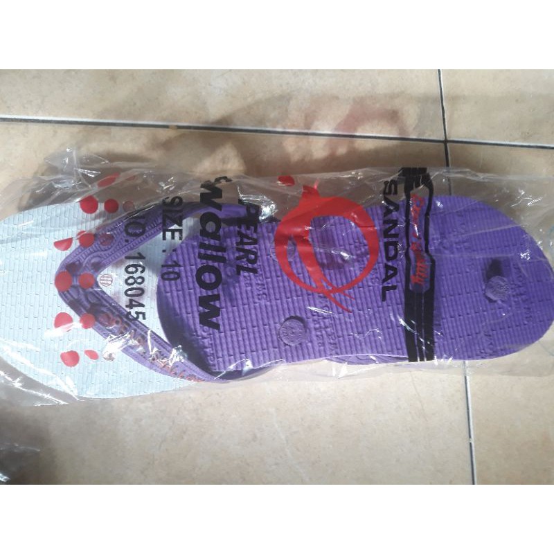 Sandal Pearl Swallow