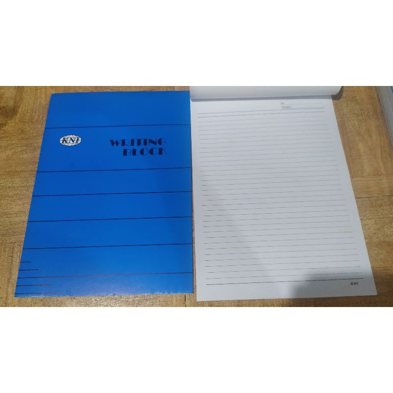 

Buku Notes A4 garis/tidak polos (18 halaman/harga per buah)