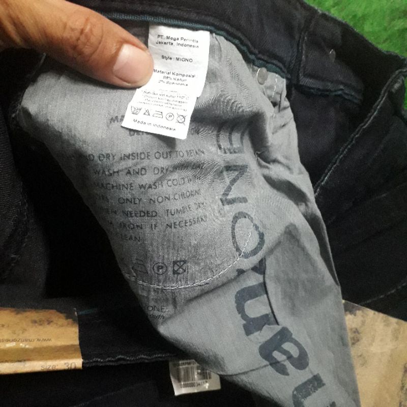 Manzone celana panjang jeans Slim Fit Original 100%