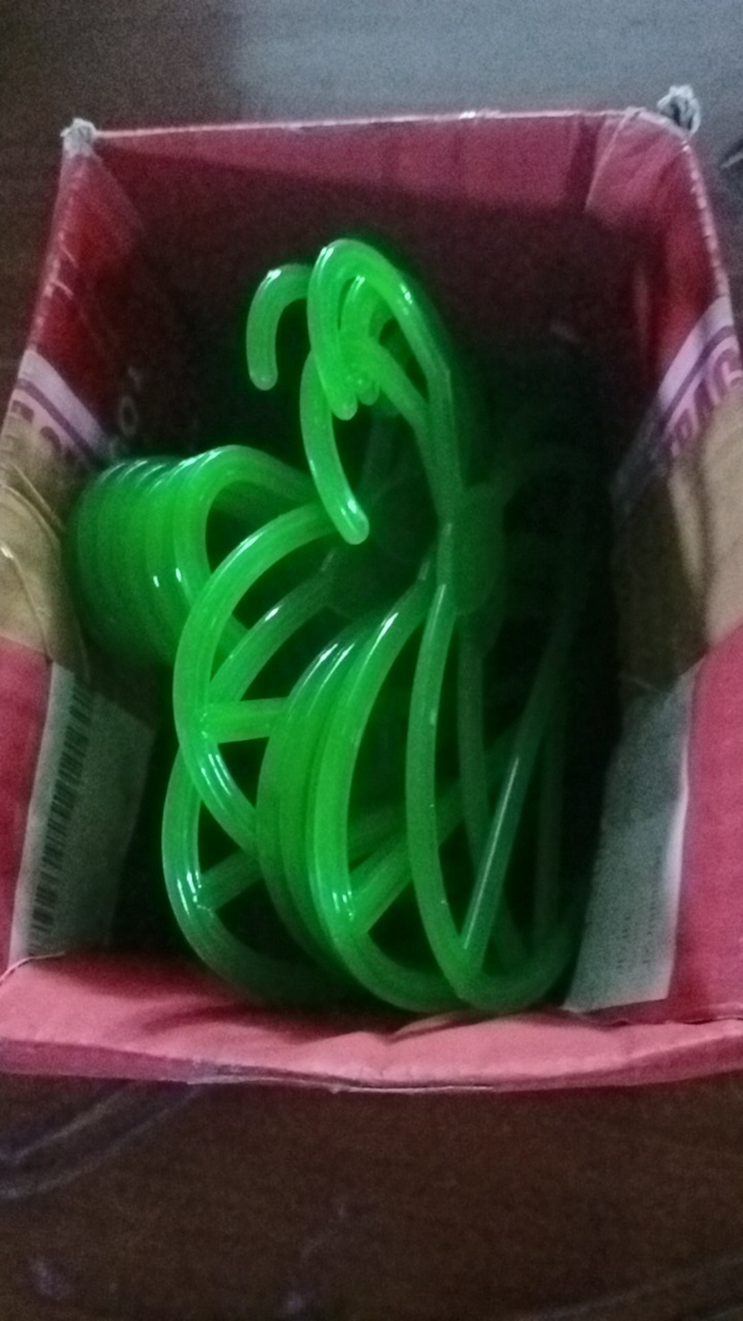 Hanger Jilbab Bentuk Oval ( Per Lusin )