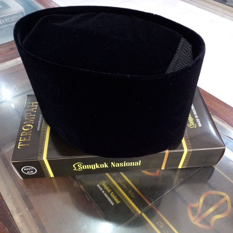 Songkok Terompah AC Tinggi