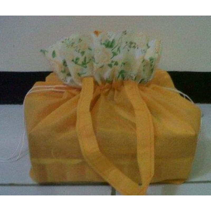 

TAS KOTAK NASI HANTARAN uk 20x20 cm