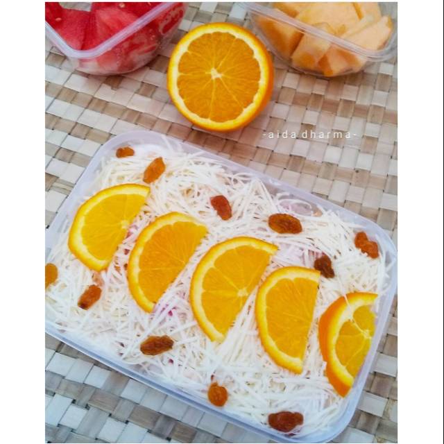 

Salad Buah Saos Yogurt Mayo Susu