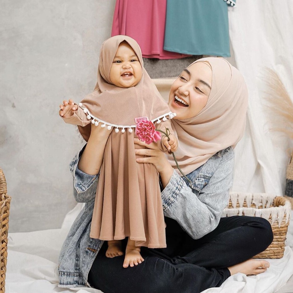 Gamis Bayi 1 Tahun / Gamis Bayi Perempuan Khaireen Pompom Newborn - 5 Tahun