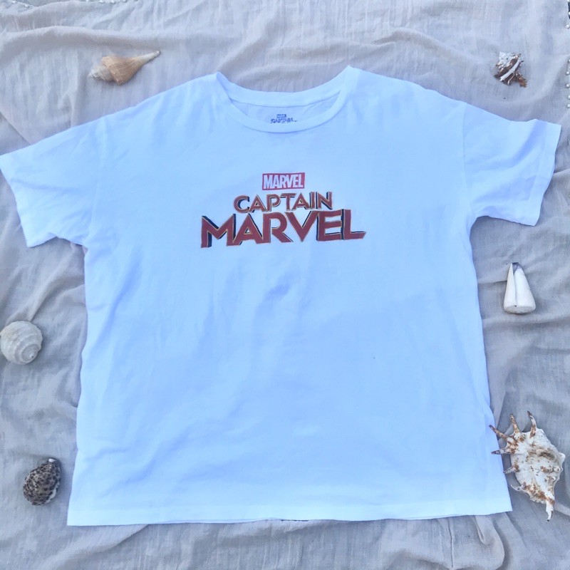 pull and bear marvel t shirt