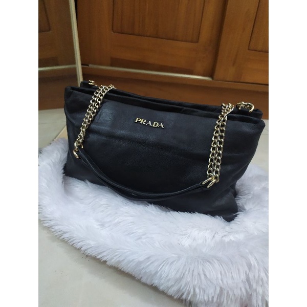 tas prada kulit asli preloved