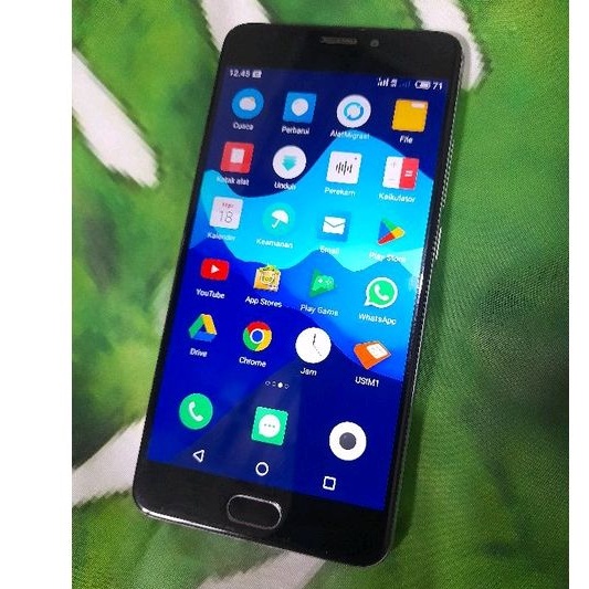 HP MEIZU M5 NOTE RAM 3/32 GB 4G layar 5,5 inch normal Sesuwai foto siap pakai