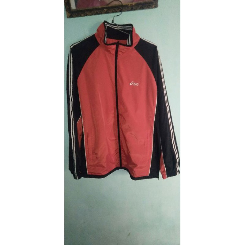 jaket asics