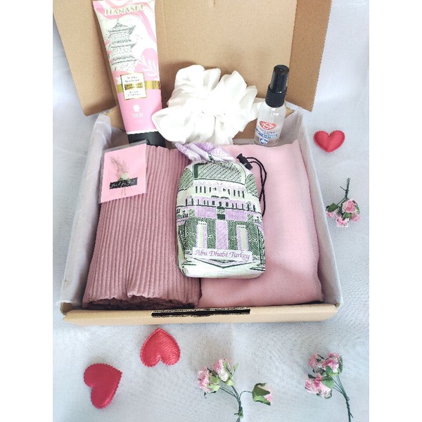 

Hampers Gift Box hijab