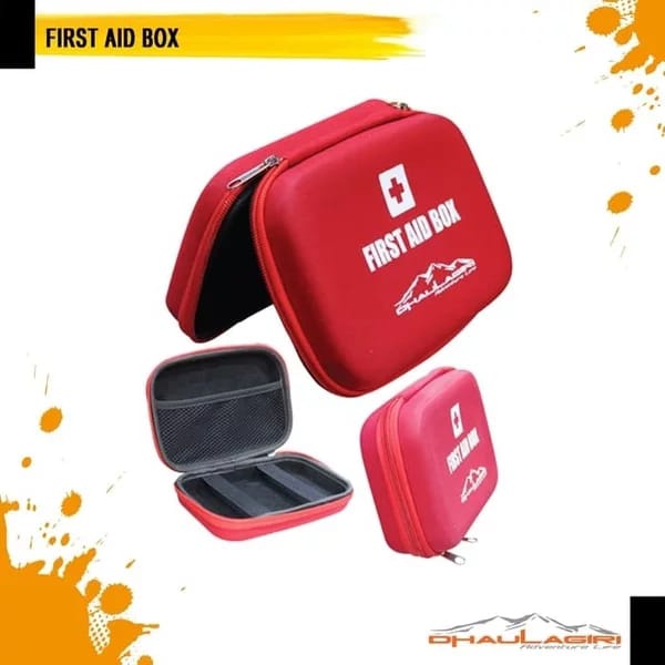 Kotak P3K / Obat Dhaulagiri (First Aid Kit / Box Medicine)