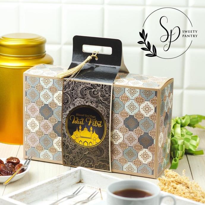 

Amirah -Dus Cake Box Packaging Kotak Hampers Toples Lebaran Idul Fitri Promo!!!R30F