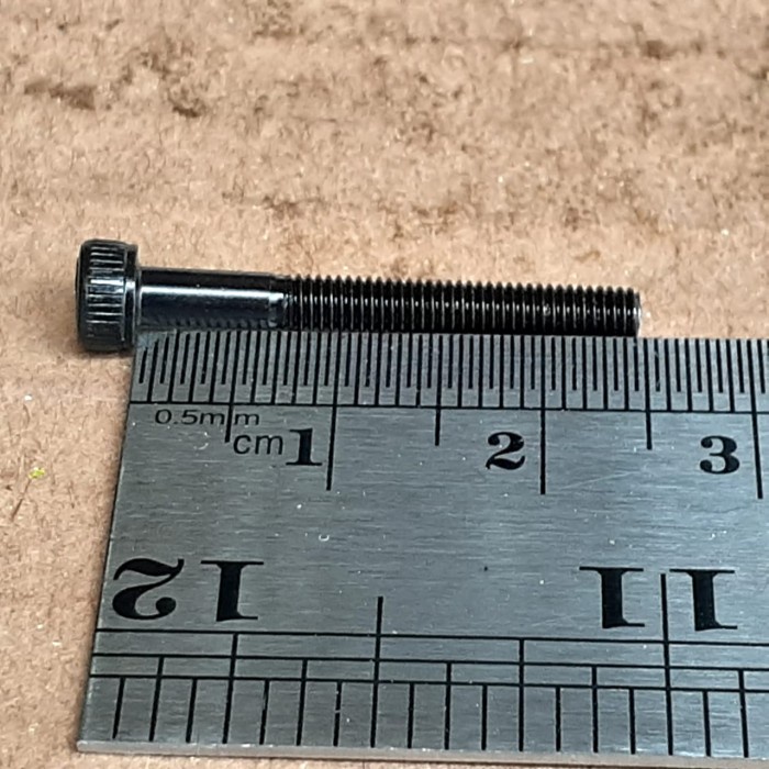 BAUT L M3X25 (2.5CM) BAJA / BAUT L BAJA M3 X 25 GRADE 12.9 / BAUT L BAJA M3 PANJANG 2.5 CM / BAUT L 