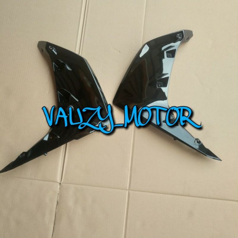 sayap dalam samping YAMAHA MIO M3 MIO 125 MIO M3 warna hitam