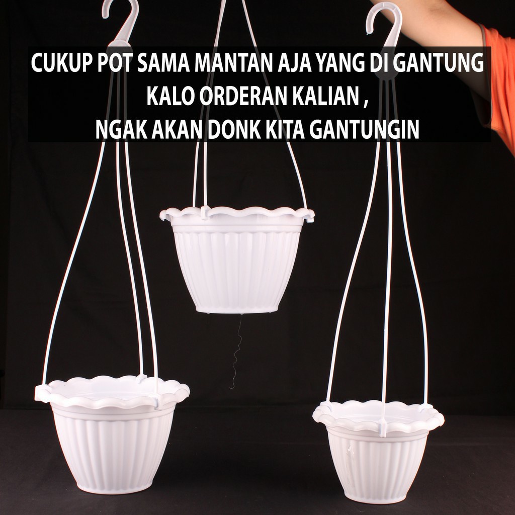 POT GANTUNG RENDA PUTIH/ POT TANAMAN GANTUNG 17cm 20cm 25cm