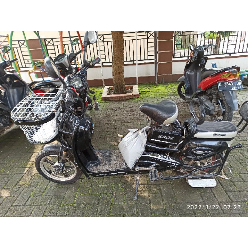 Sepeda Listrik Merk Selis Tipe Murai