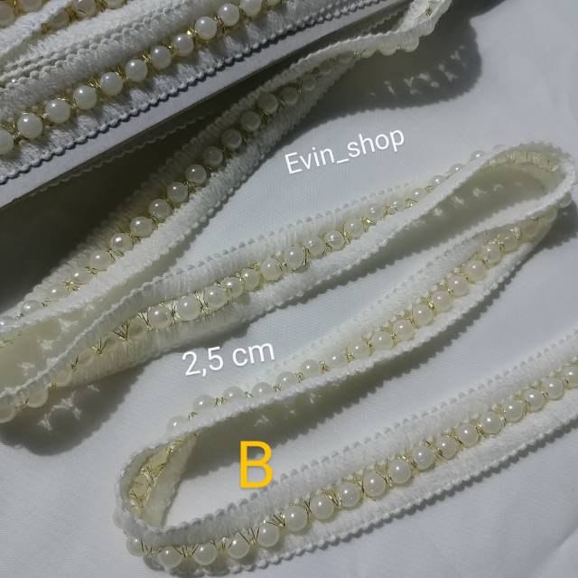 Renda Mutiara per 1 yard =90 cm