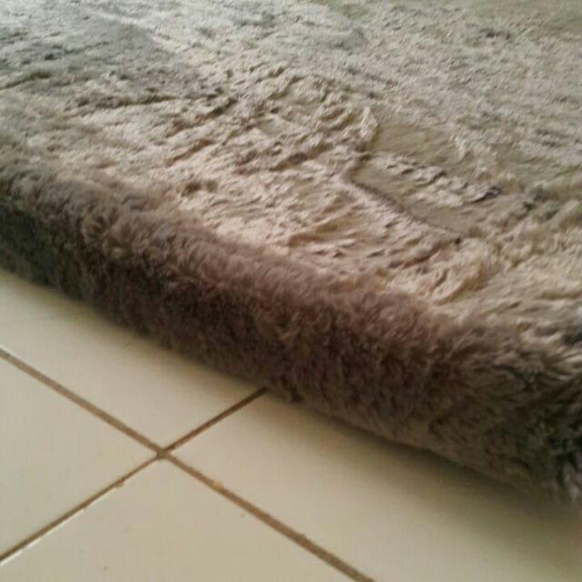 Karpet Bulu Rasfur Polos  Super Lembut Ketebalan 7 Cm Resleting