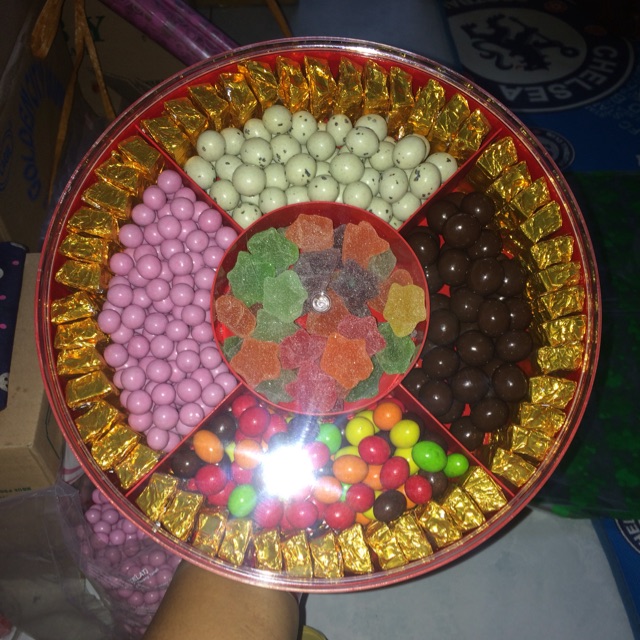 

Parcel Toples Bulat Lagie