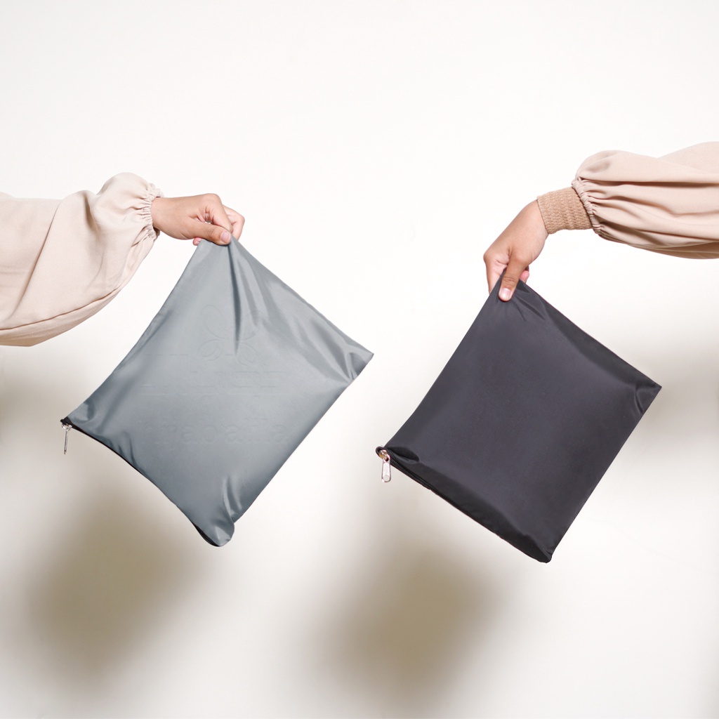 RAINKOTO HIJABALILA JAS HUJAN SYARI