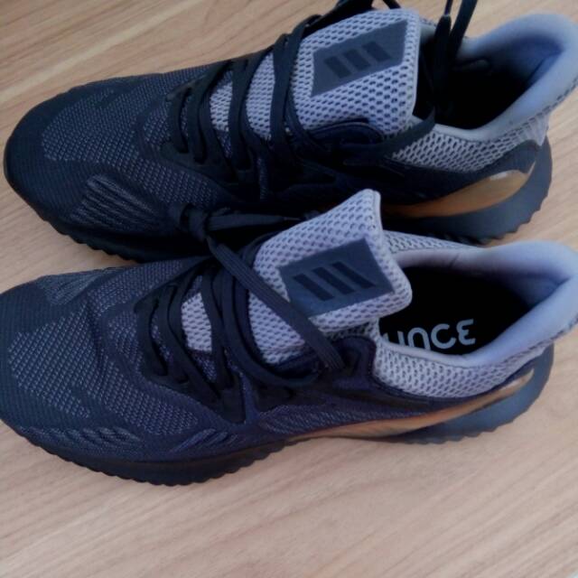 Sepatu ADIDAS Asli