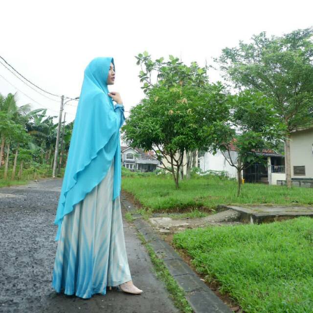 Dress Muslim Syari Valencia garis biru by Faaliza Syari