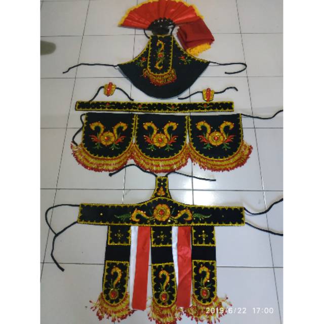 Kostum tari gandrung omprok talang alusan